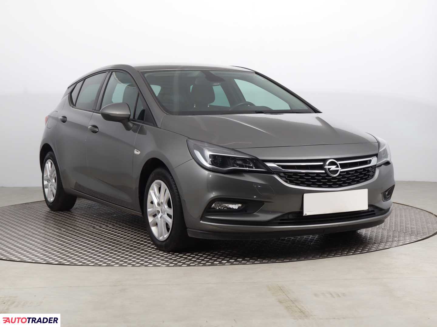 Opel Astra 2018 1.4 147 KM