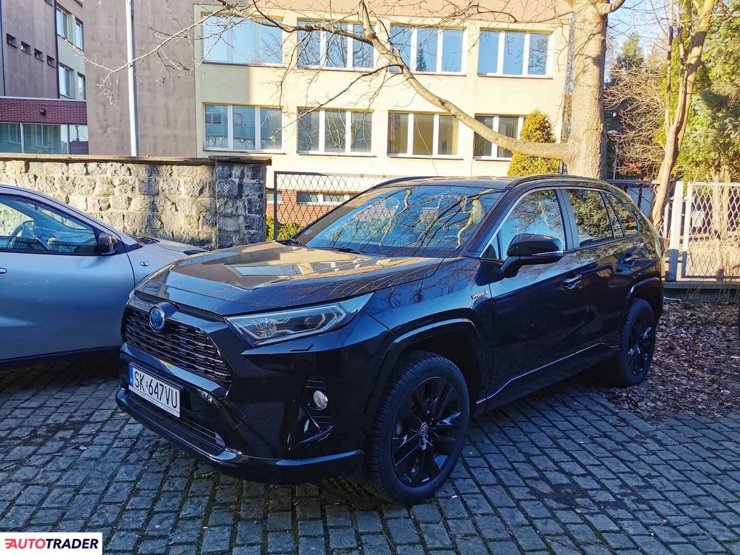 Toyota RAV 4 2021 2.5 222 KM
