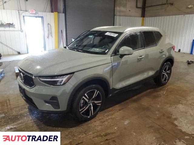 Volvo XC40 2023 2