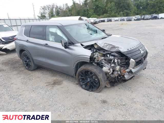 Mitsubishi Outlander 2023 2