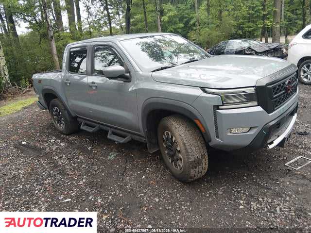 Nissan Frontier 2024 3