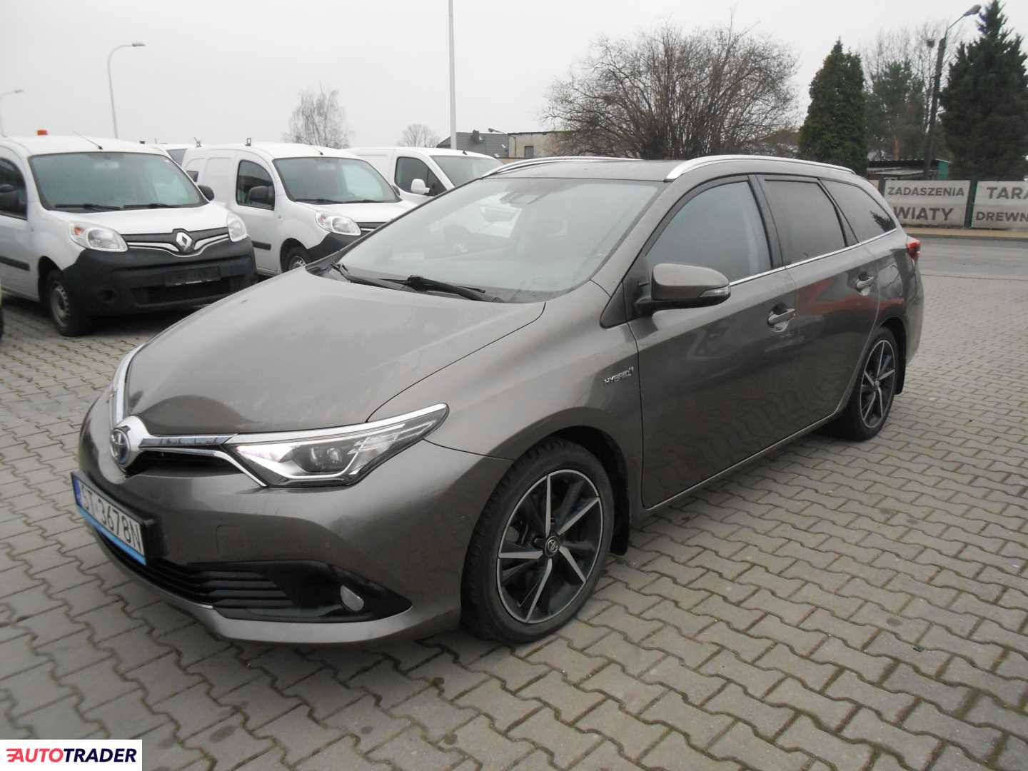 Toyota Auris 2017 1.8 100 KM Toyota Auris 2017 1.8 100 KM