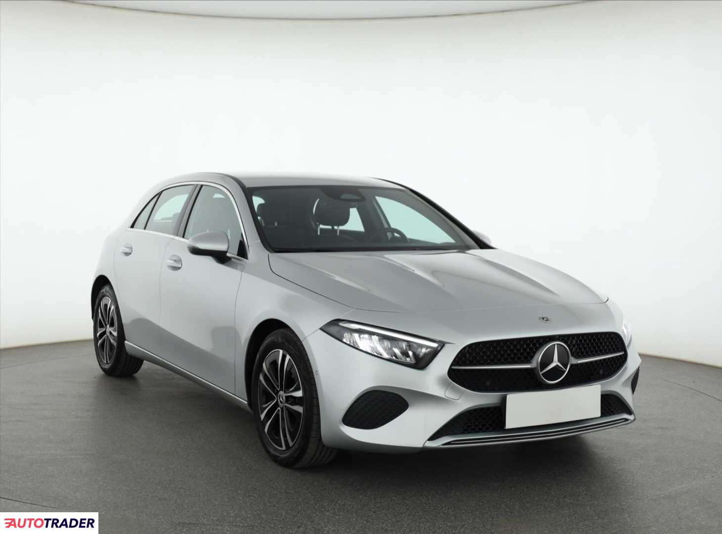 Mercedes A-klasa 2023 1.3 160 KM