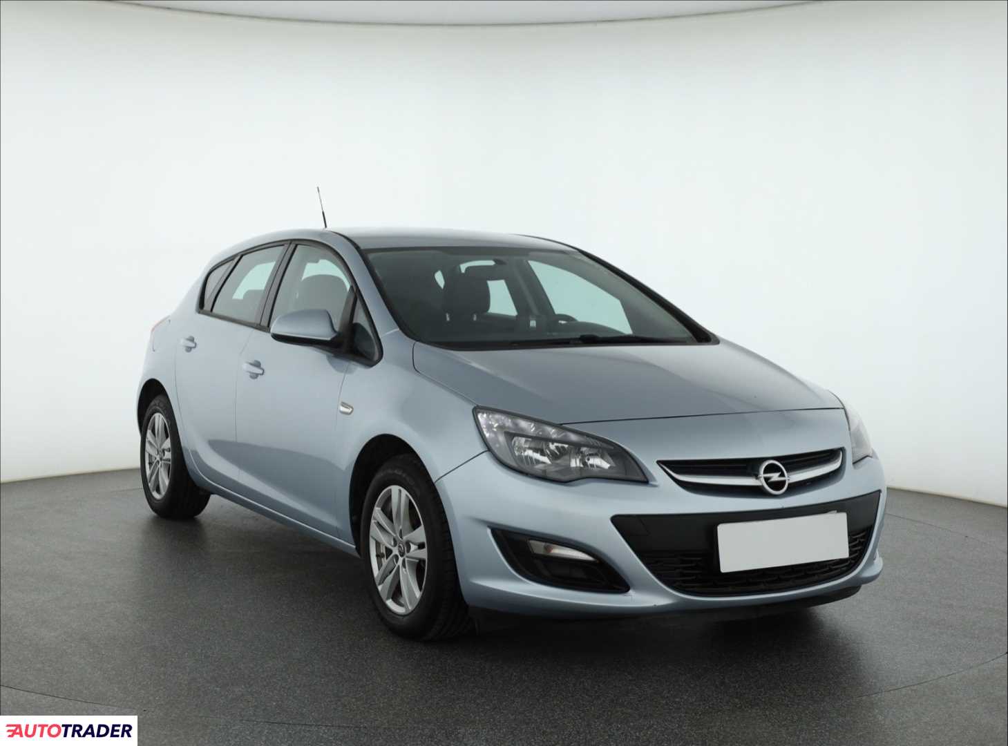 Opel Astra 2015 1.6 113 KM