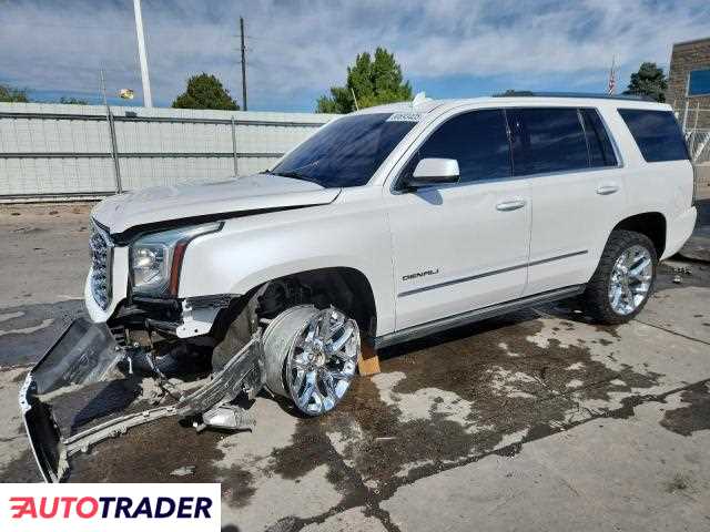 GMC Yukon 2019 6