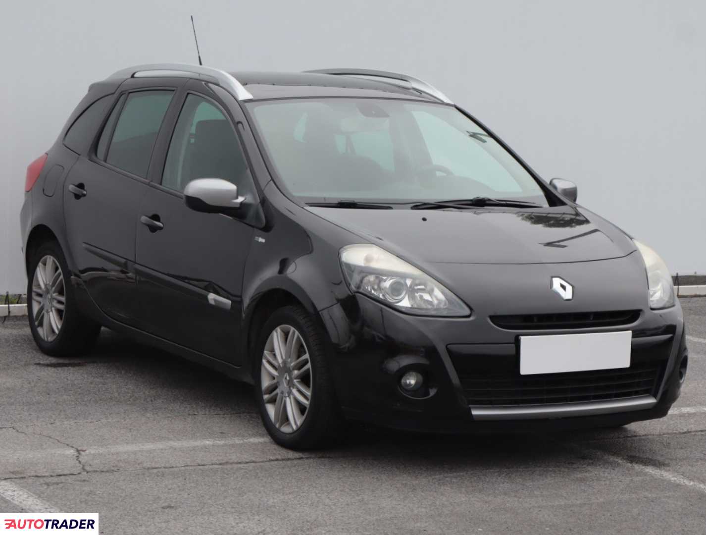 Renault Clio 2013 1.1 101 KM