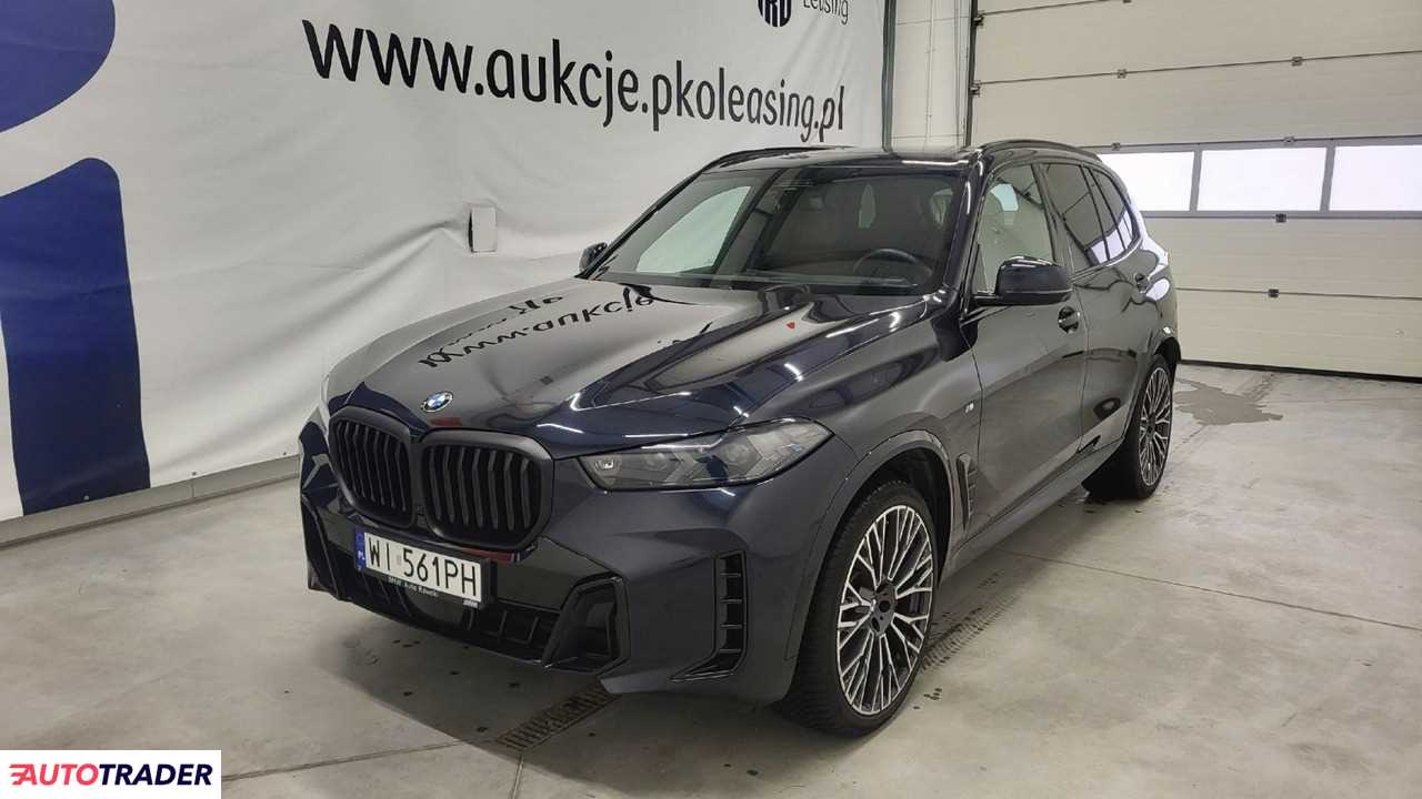 BMW X5 2024 3.0 340 KM