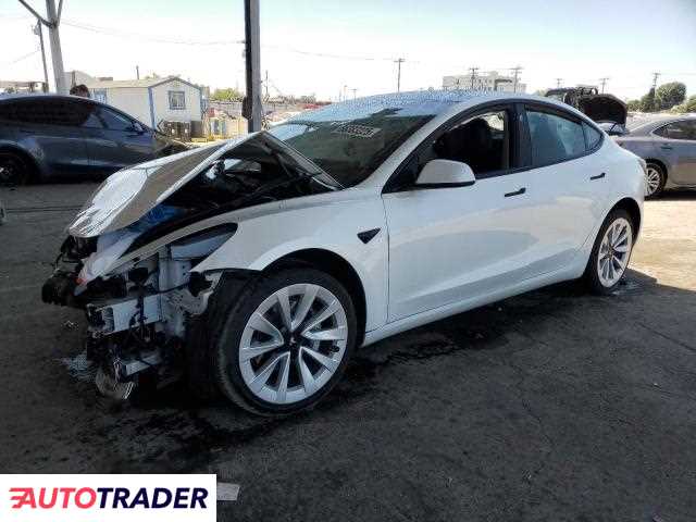 Tesla Model 3 2022