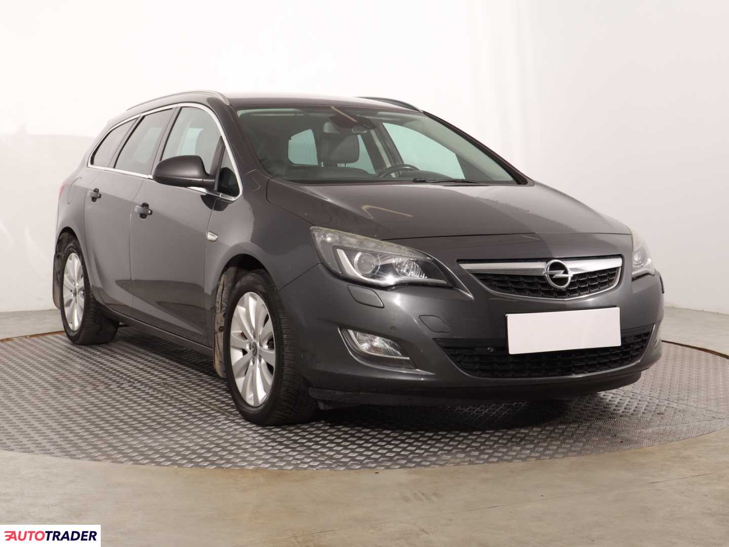 Opel Astra 2011 1.7 123 KM