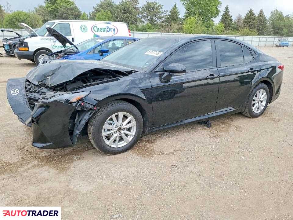 Toyota Camry 2025 2