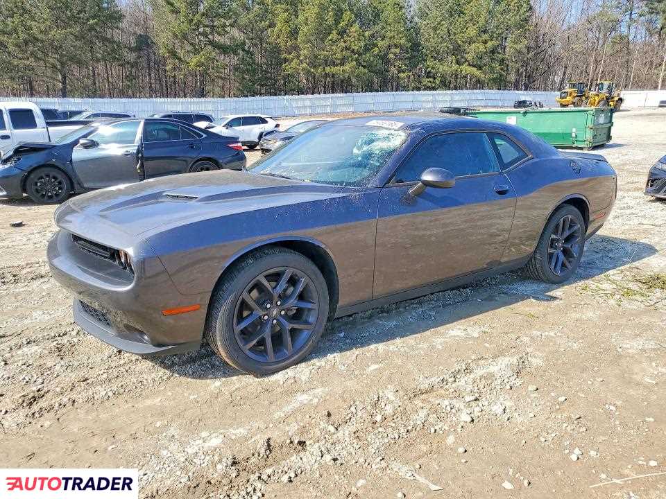 Dodge Challenger 2021 3