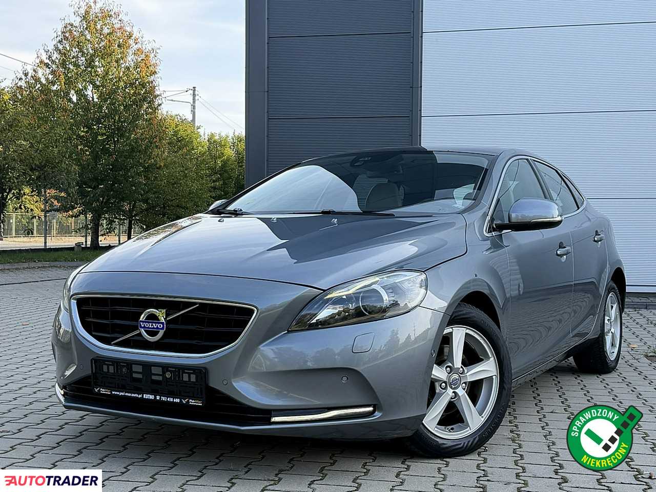 Volvo V40 2014 1.6 114 KM