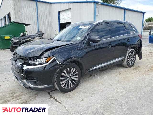 Mitsubishi Outlander 2.0 benzyna 2020r. (TULSA)