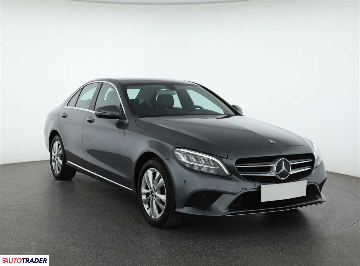 Mercedes C-klasa 2019 1.6 154 KM