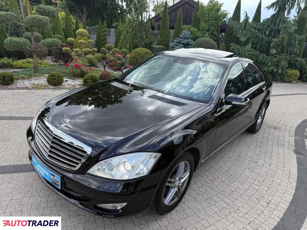 Mercedes S-klasa 2008 3.0 235 KM