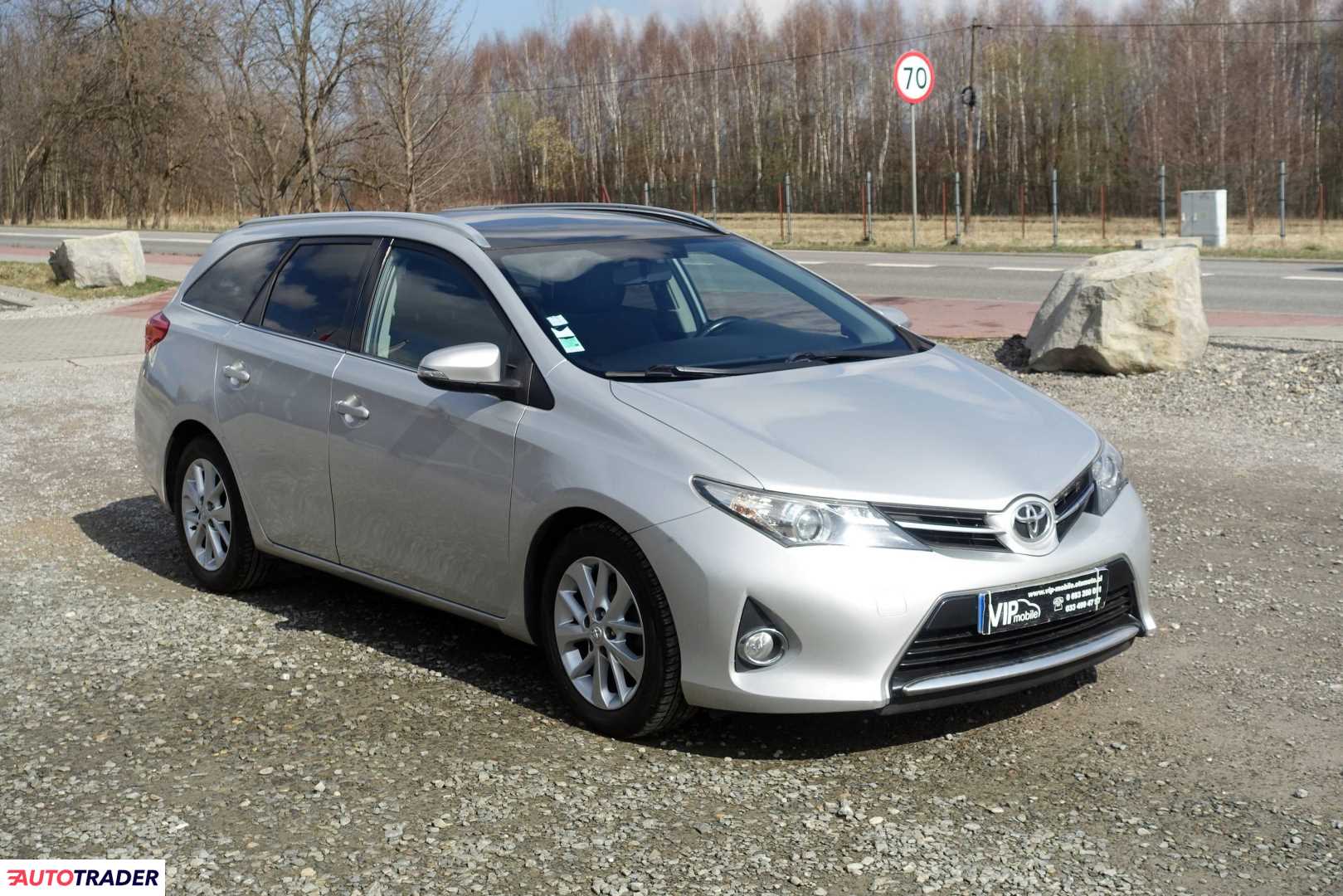 Toyota Auris 2014 1.4 90 KM
