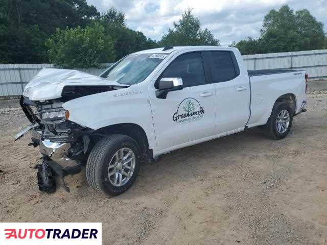 Chevrolet Silverado 2020 5