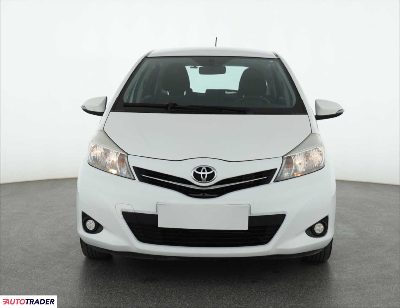 Toyota Yaris 2014 1.0 68 KM