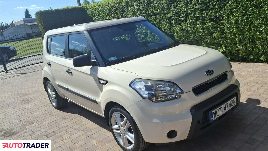 Kia Soul 2010 1.6 128 KM