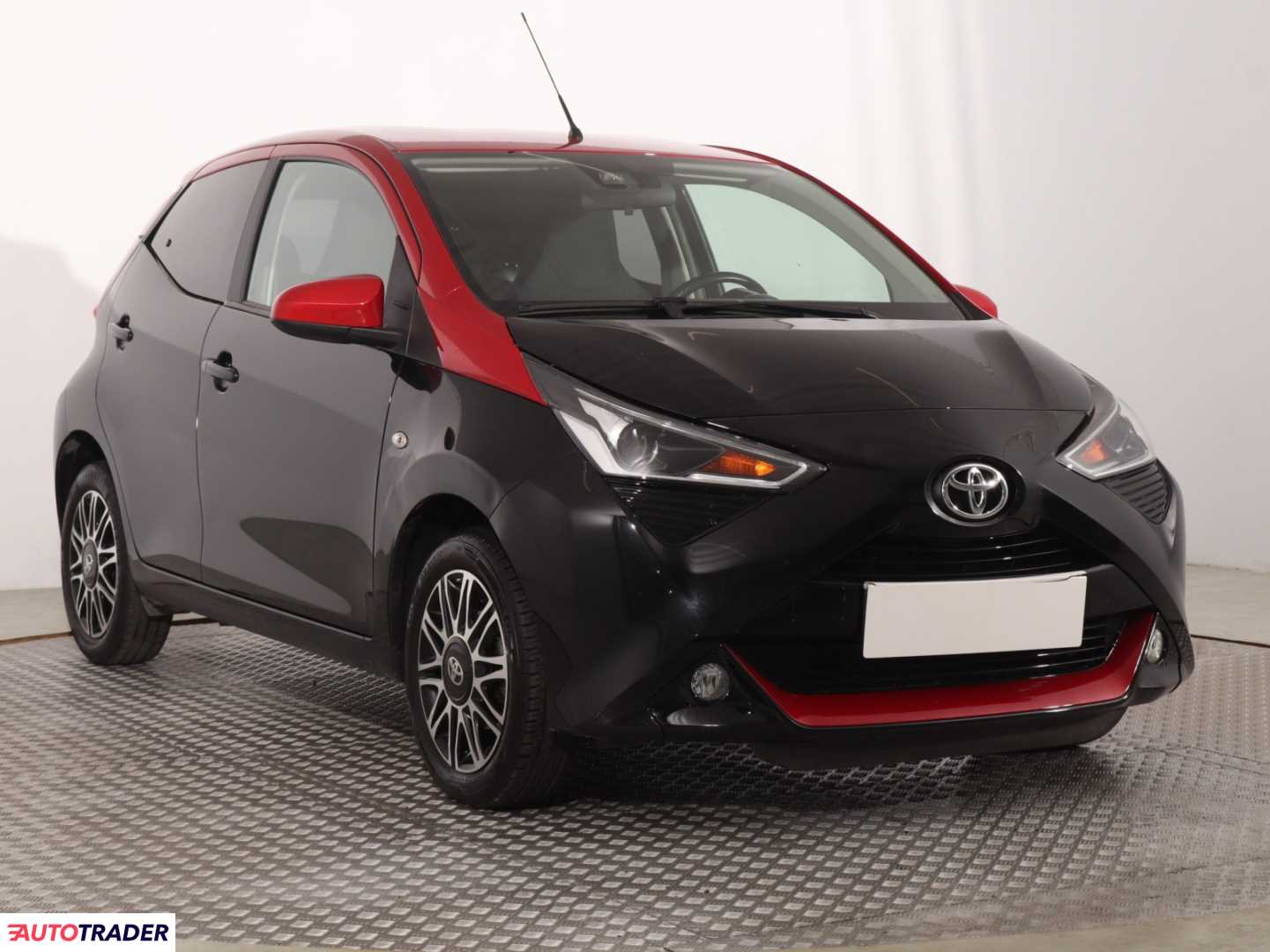Toyota Aygo 2020 1.0 71 KM