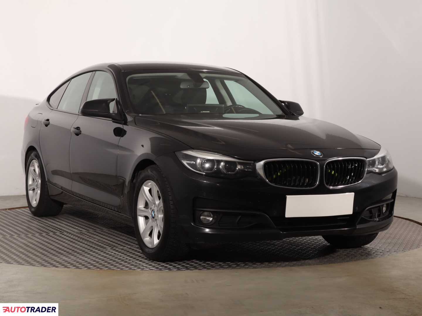 BMW 318 Gran Turismo 2018 2.0 134 KM