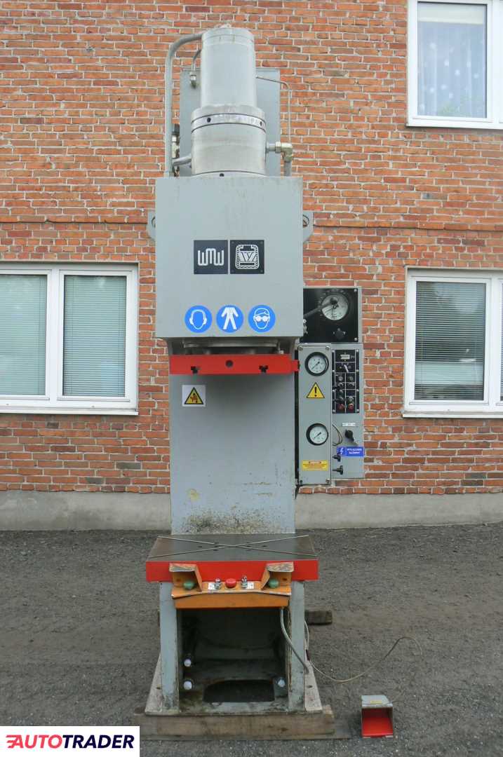 Prasa hydrauliczna wysięgowa  PYE-100 SSM