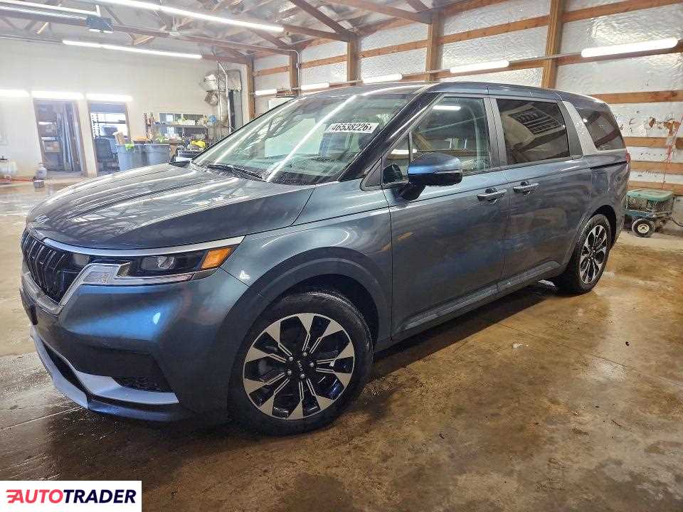 Kia Carnival 2024 3