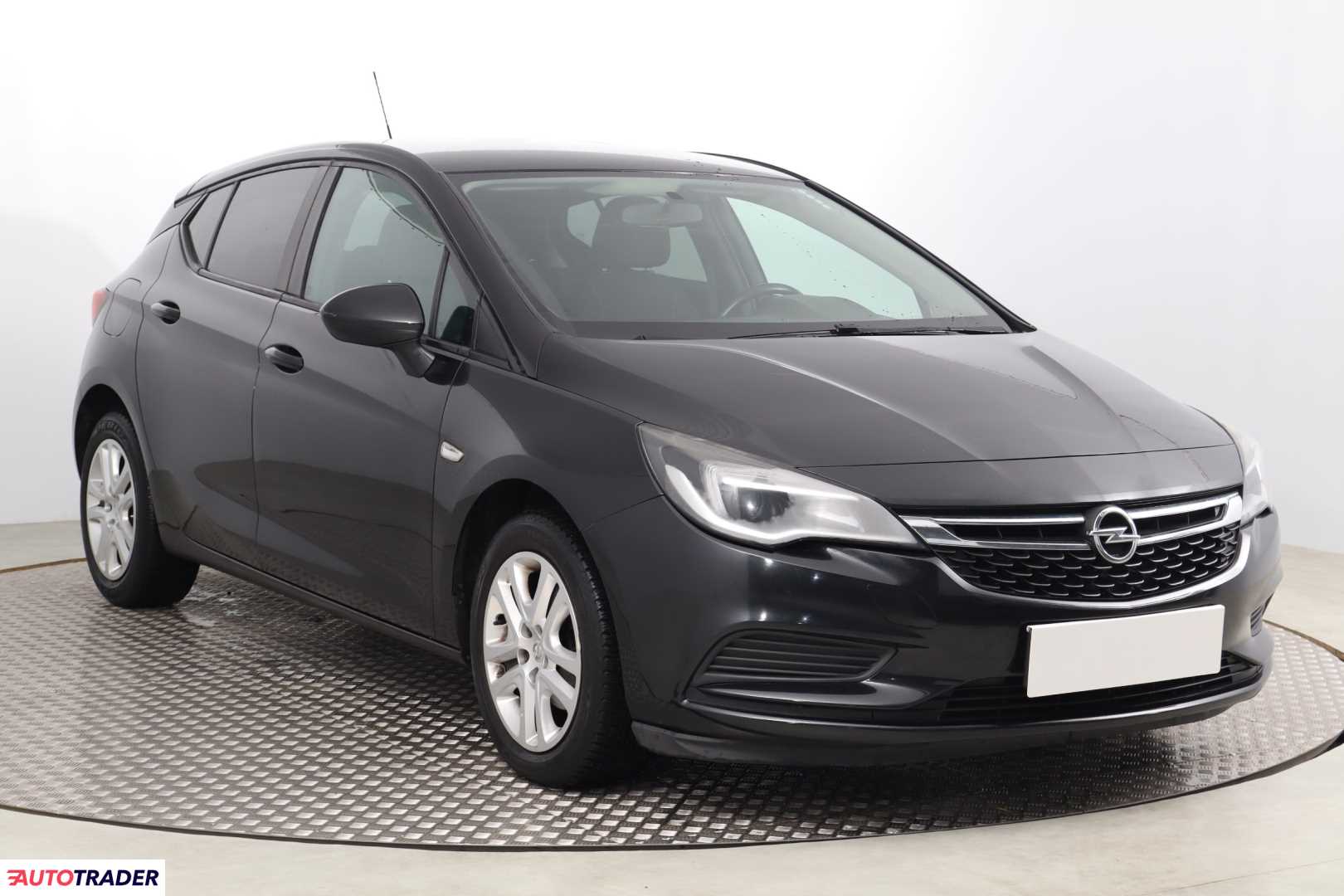 Opel Astra 2016 1.4 123 KM