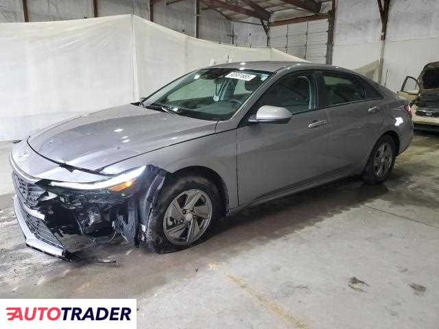 Hyundai Elantra 2025 2