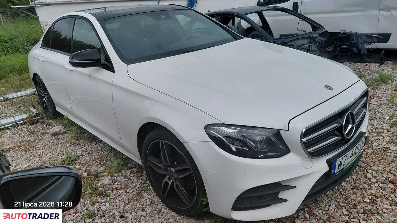 Mercedes E-klasa 2019 2.0 194 KM