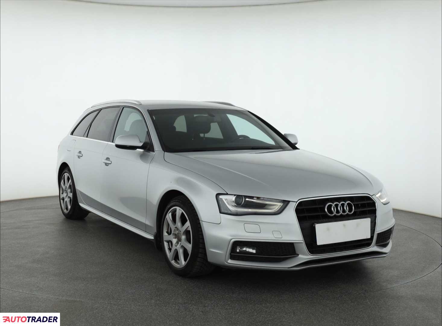 Audi A4 2014 2.0 174 KM Audi A4 2014 2.0 174 KM