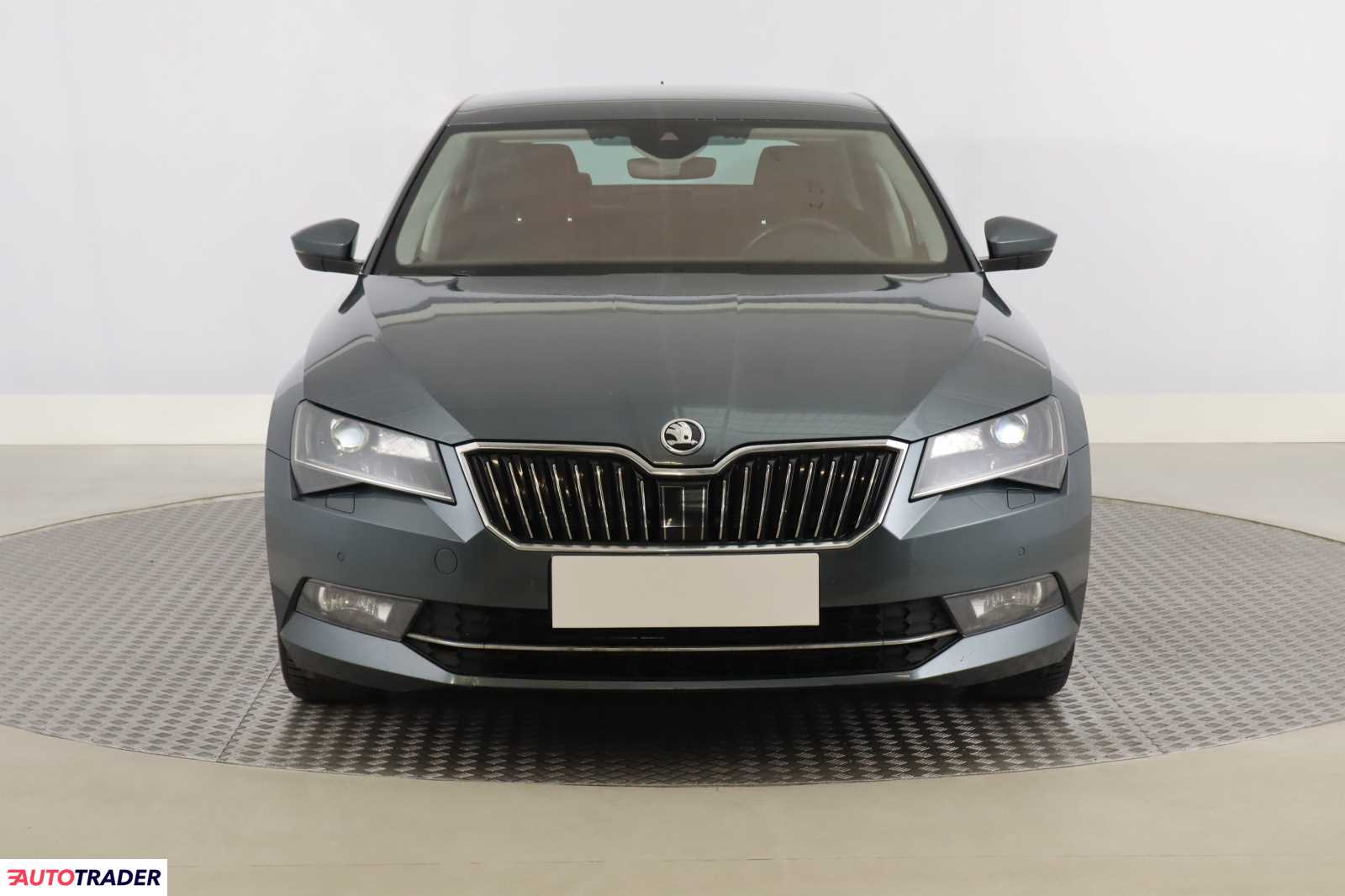 Skoda Superb 2019 2.0 147 KM