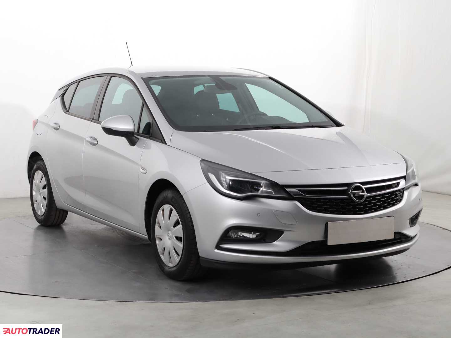 Opel Astra 2019 1.4 123 KM