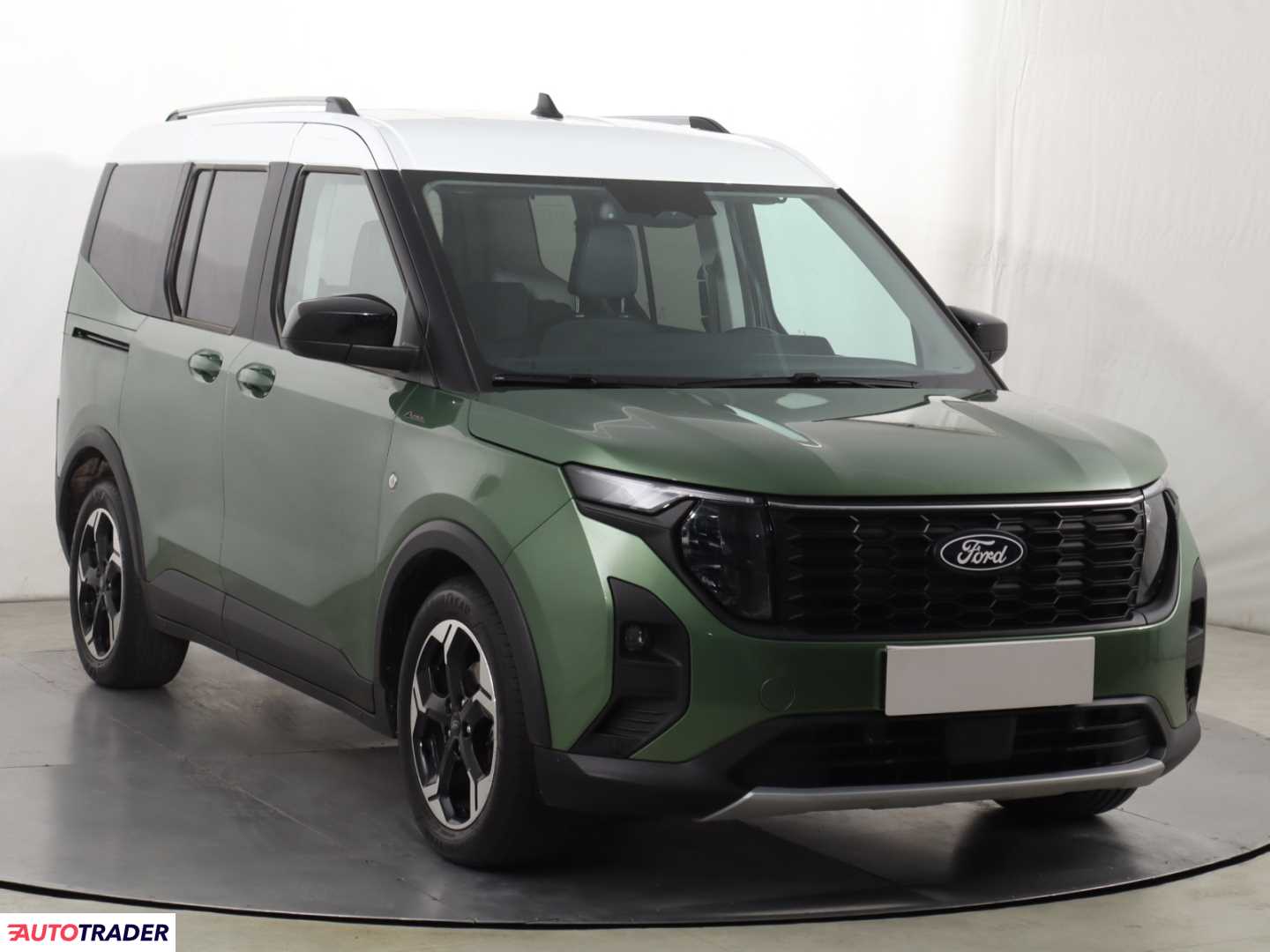 Ford Tourneo 2024 1.0