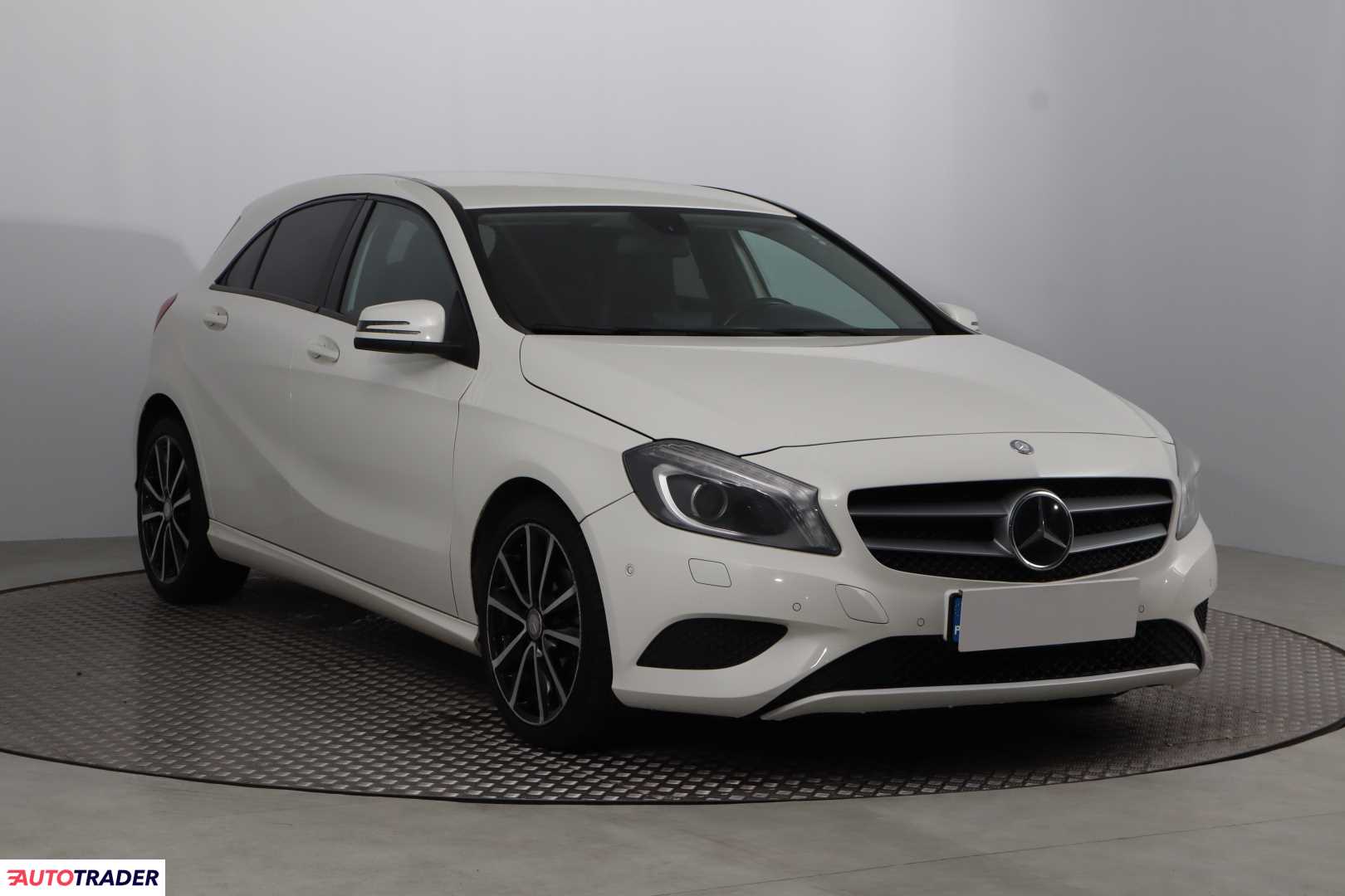 Mercedes A-klasa 2013 1.6 120 KM