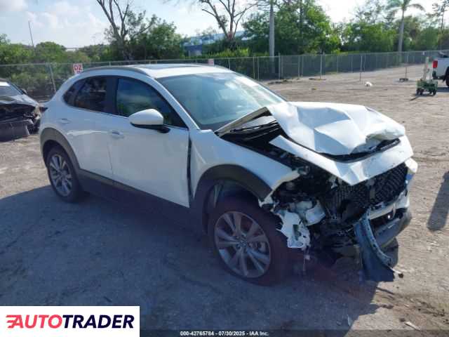 Mazda CX-30 2024 2