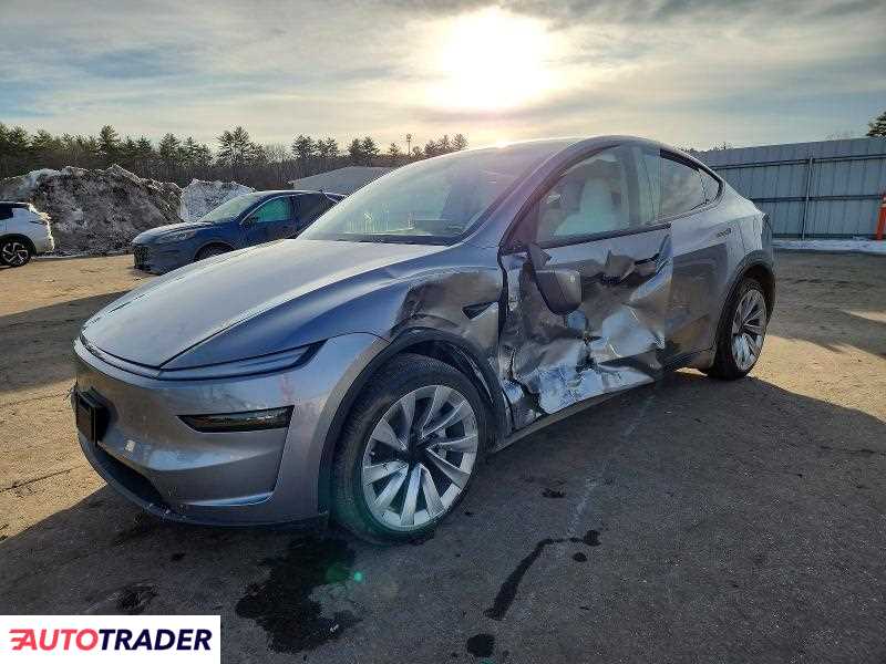Tesla Model Y 2026