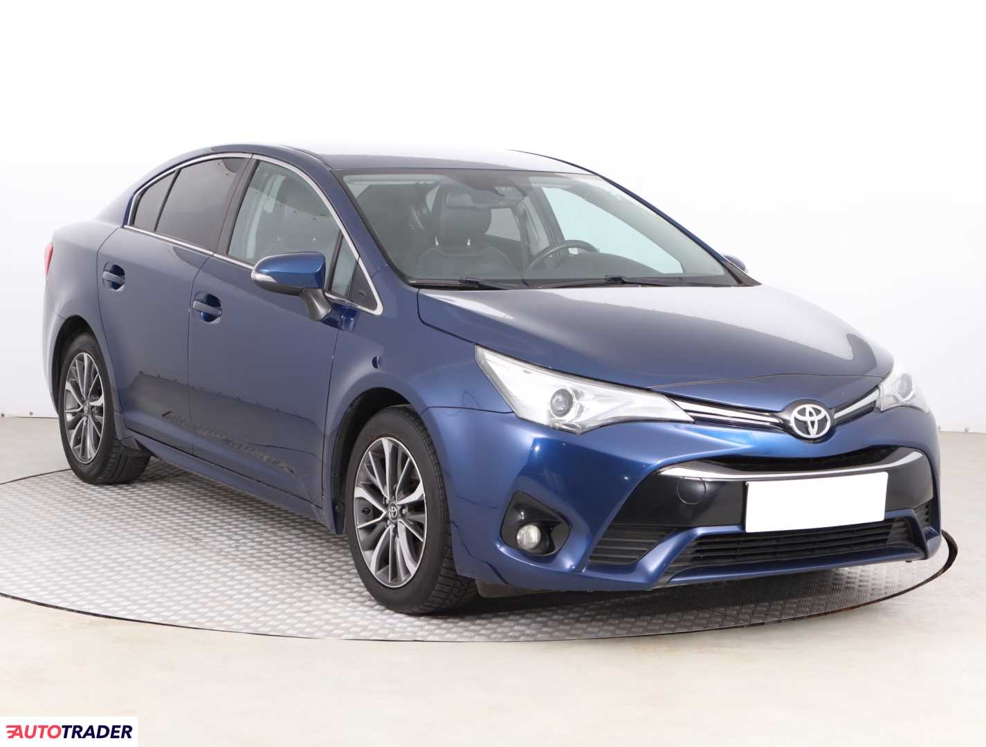 Toyota Avensis 2015 2.0 140 KM Toyota Avensis 2015 2.0 140 KM