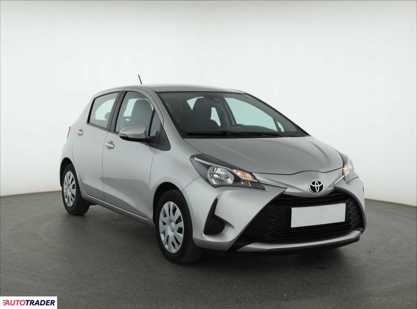 Toyota Yaris 2019 1.0 71 KM