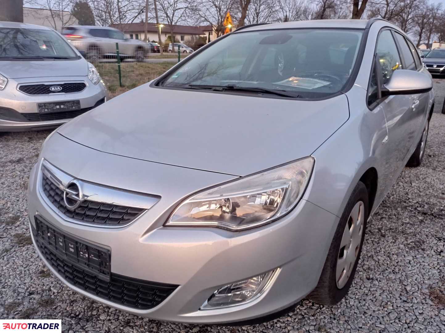 Opel Astra 2012 1.4 100 KM Opel Astra 2012 1.4 100 KM