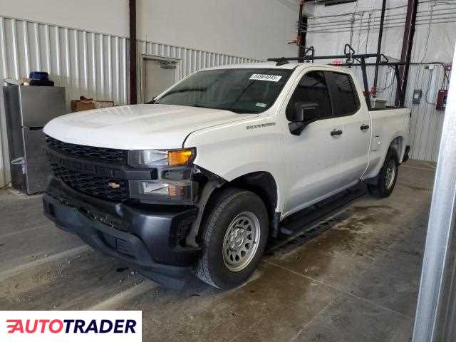 Chevrolet Silverado 2019 4