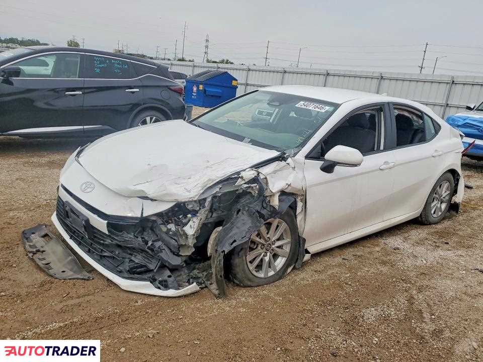 Toyota Camry 2025 2