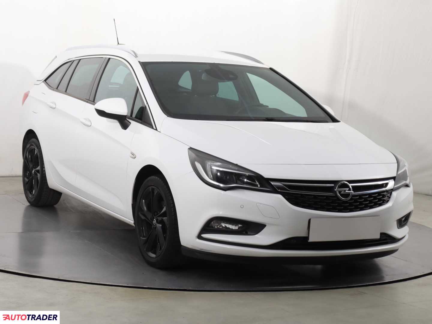 Opel Astra 2016 1.4 147 KM