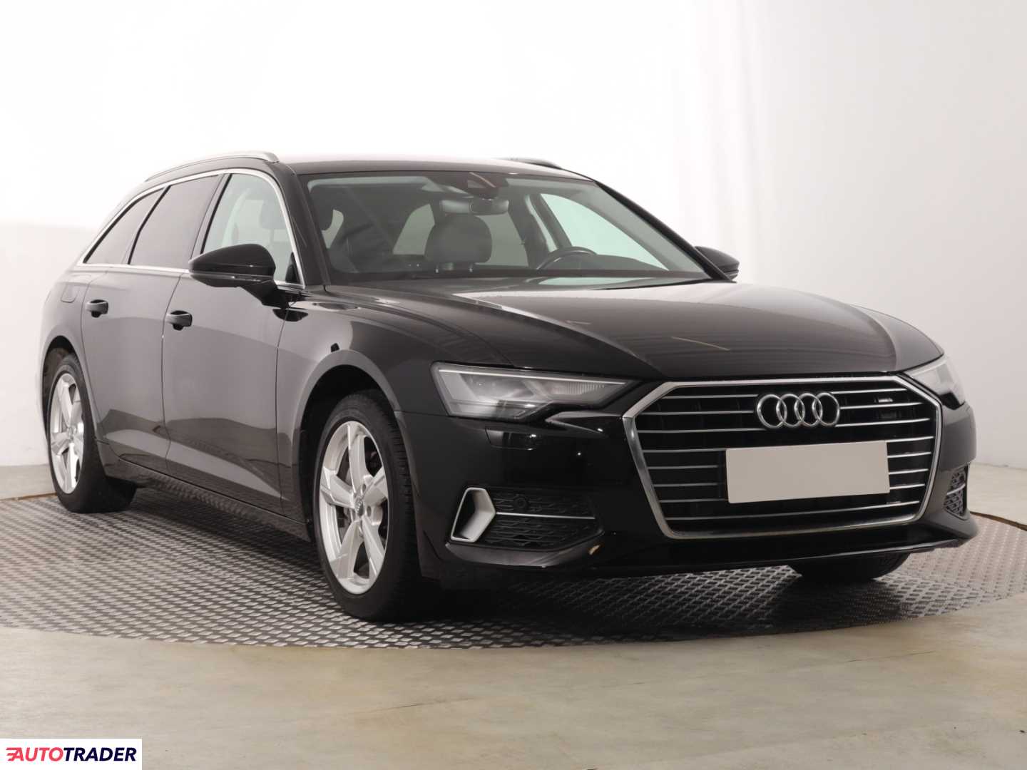 Audi A6 2020 2.0 160 KM
