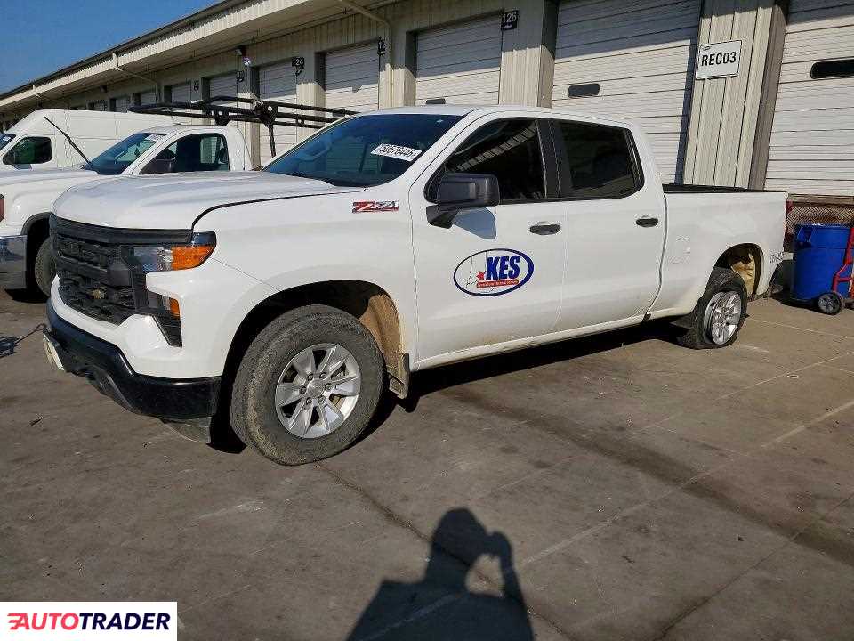 Chevrolet Silverado 2023 5