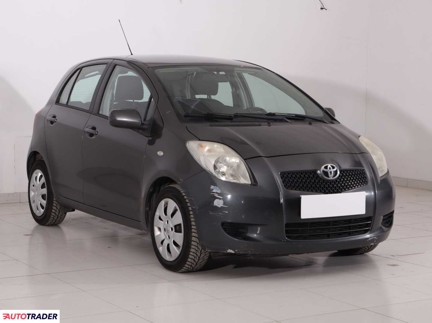 Toyota Yaris 2009 1.4 88 KM