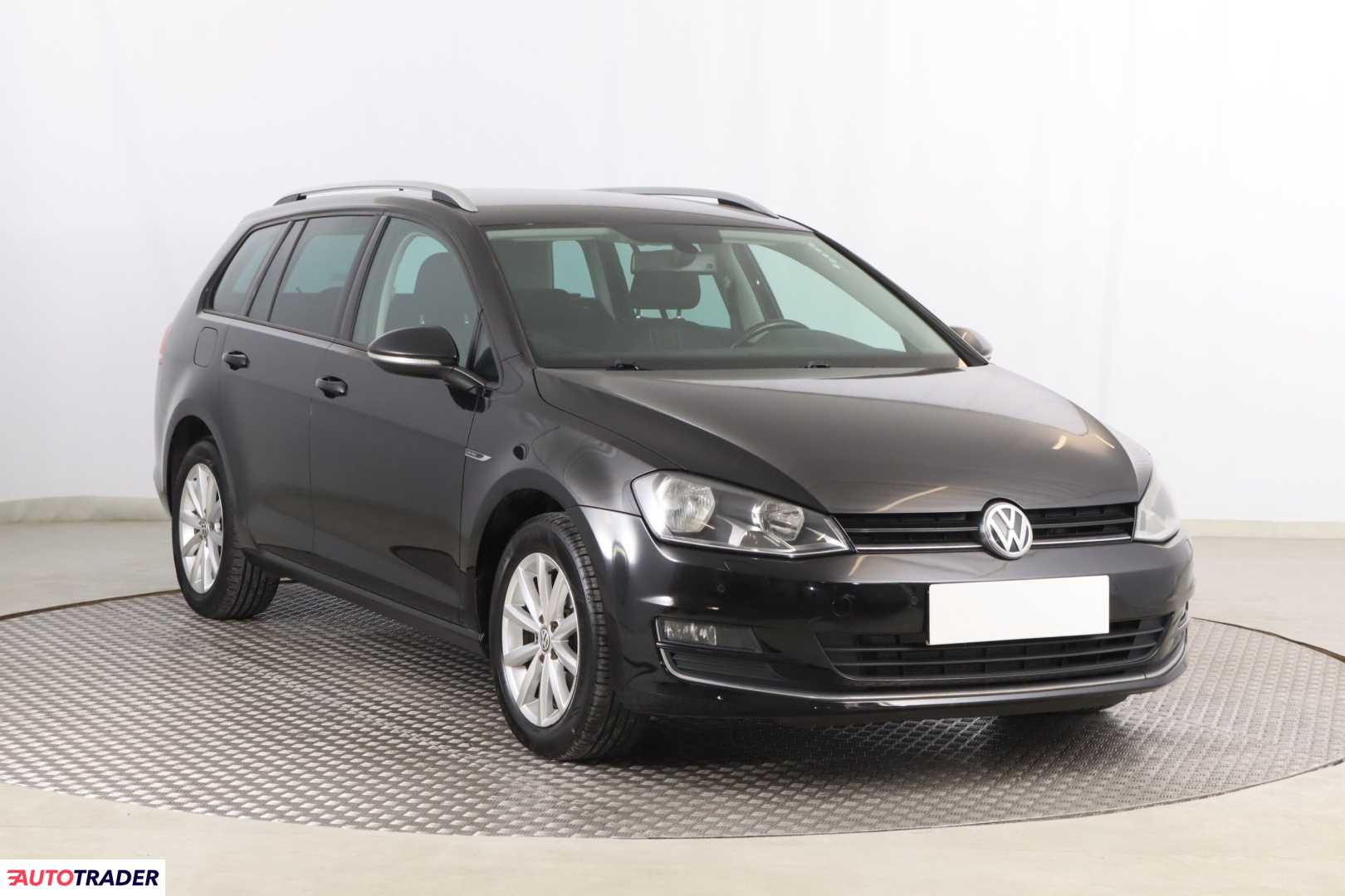 Volkswagen Golf 1.6 108 KM 2016r. (Piaseczno)