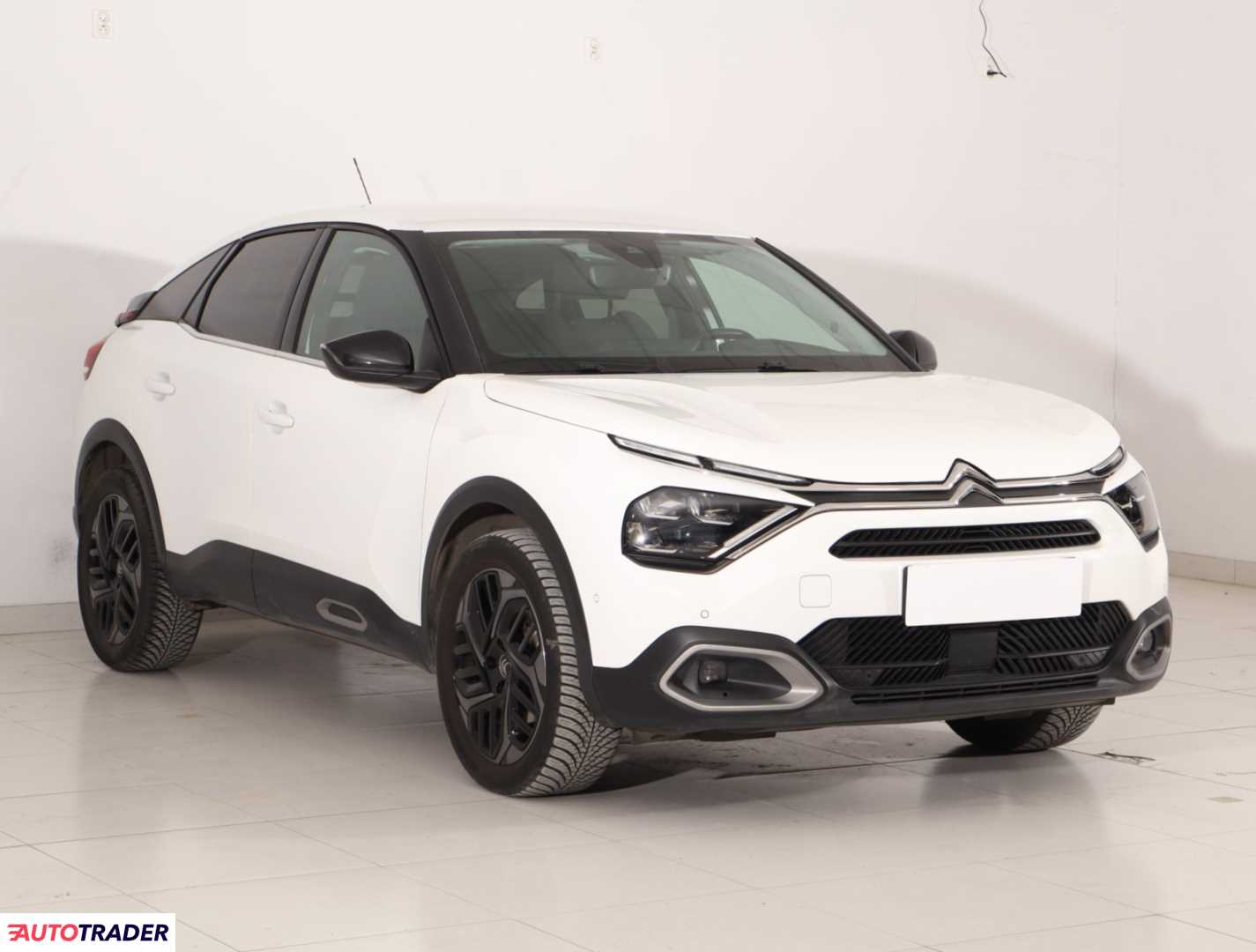 Citroen C4 2021 1.2 128 KM