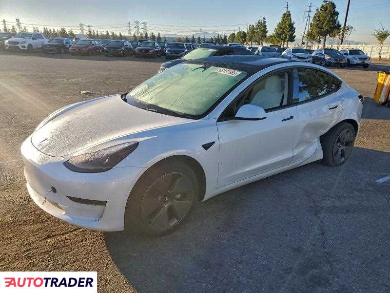 Tesla Model 3 2023