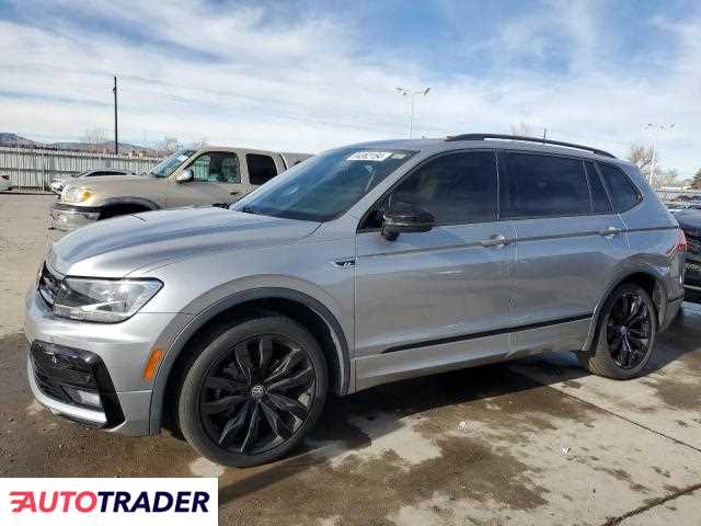 Volkswagen Tiguan 2.0 benzyna 2020r. (LITTLETON)